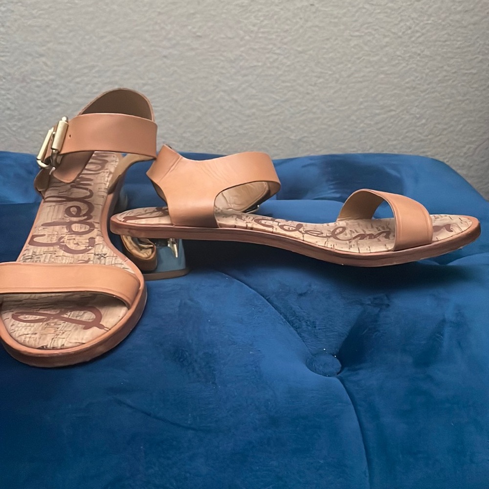 Nude sandals